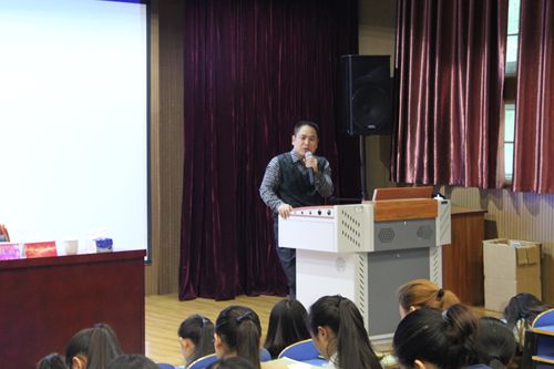 公司成功举办博士员工论坛