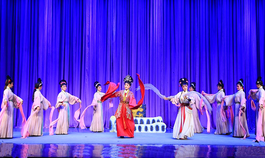 “中原文化大舞台”活动在公司举行