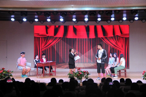 公司顺利举办“我们的天空,我们的梦”漾年华迎新晚会